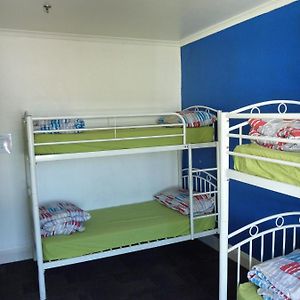 Single Bed 6-Bed Dormitory Room